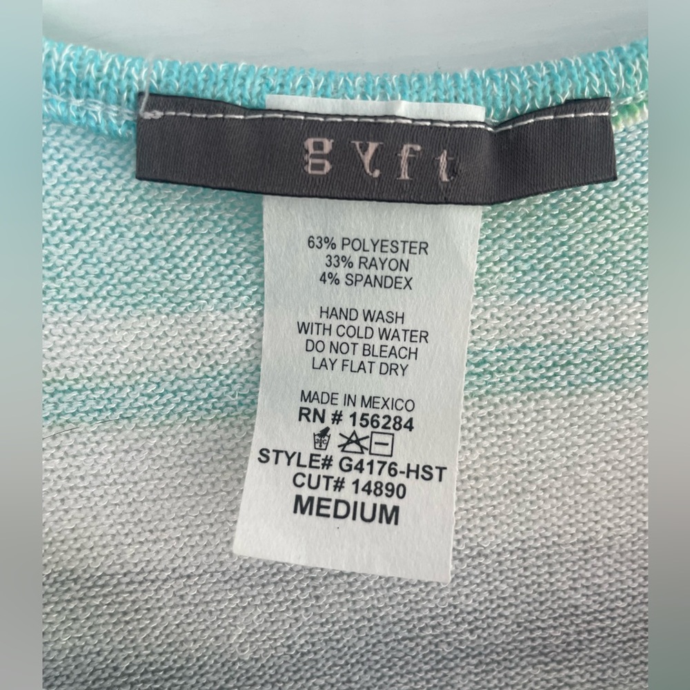 Gyft Lightweight Soft Mint Green Gray Sweater Tank Top V-Neck Size M - Picture 3 of 5